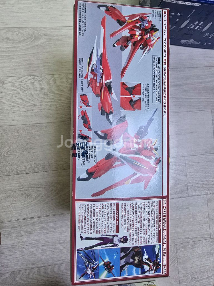 1/100 무등급 세이버 건담 판매합니다--1