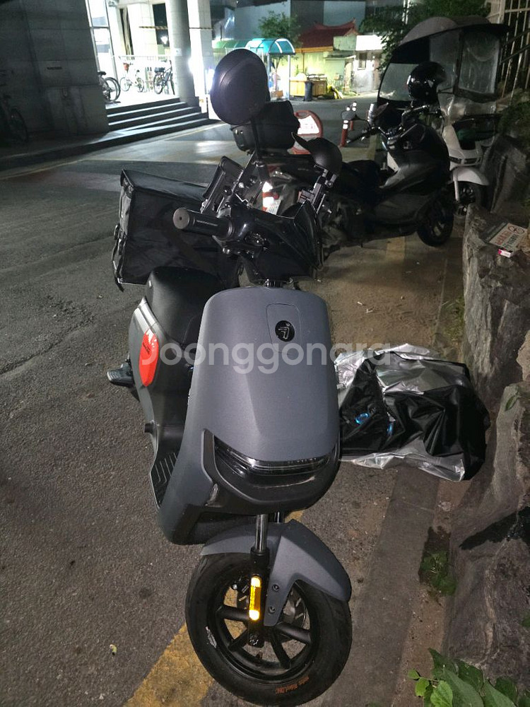 세그웨이 나인봇 F90M 판매합니다--0