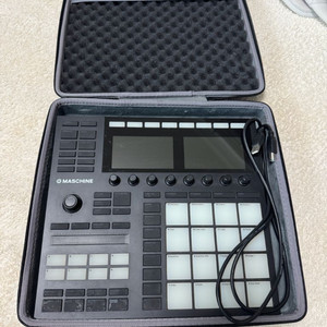 머신 Maschine MK3 전용케이스포함