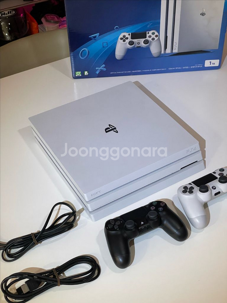 플스4 프로 1tb(ps4 pro)--2