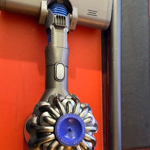 dyson DC62 V6 다이슨 무선청소기 65000원