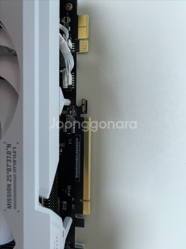 Asus tuf rtx4070ti super btf--3