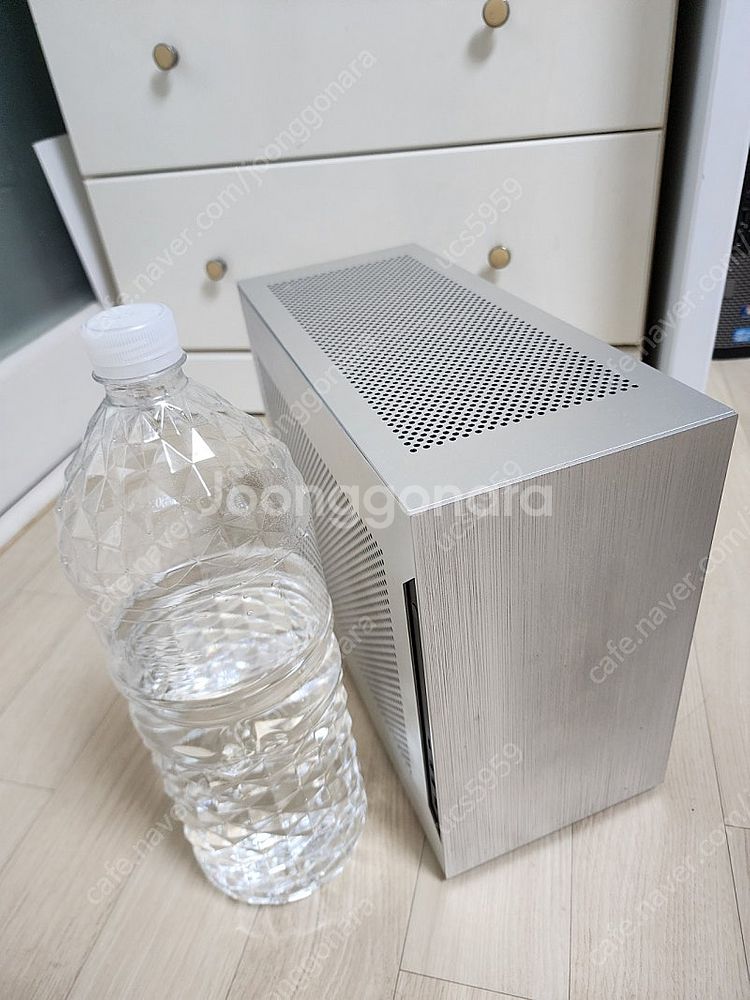 인텔 i5 14600KF RTX4060 SFF ITX--0