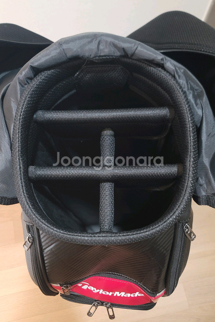 테일러메이드2024 골프백 캐디백 판매합니다--4