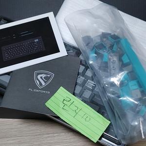 FL ESPORTS CMK75 LCD 기계식 키보드