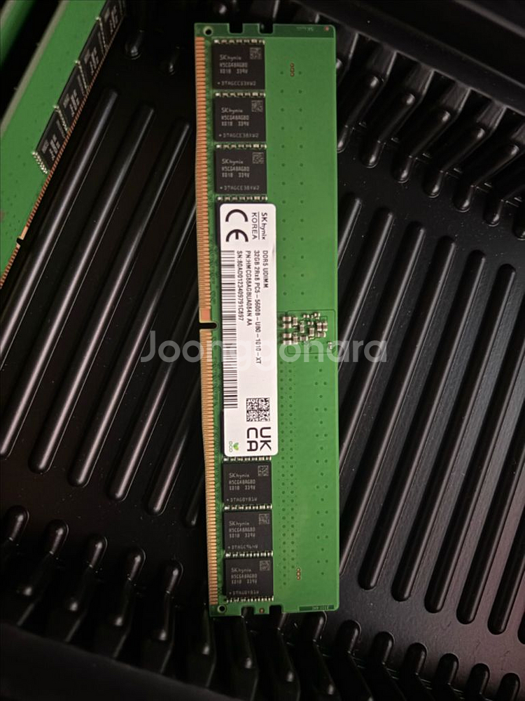 SK하이닉스 DDR5 32GB 램 새상품--1