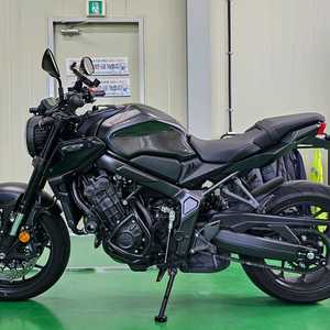 혼다 CB650R 블랙 23년 3,309km 판매