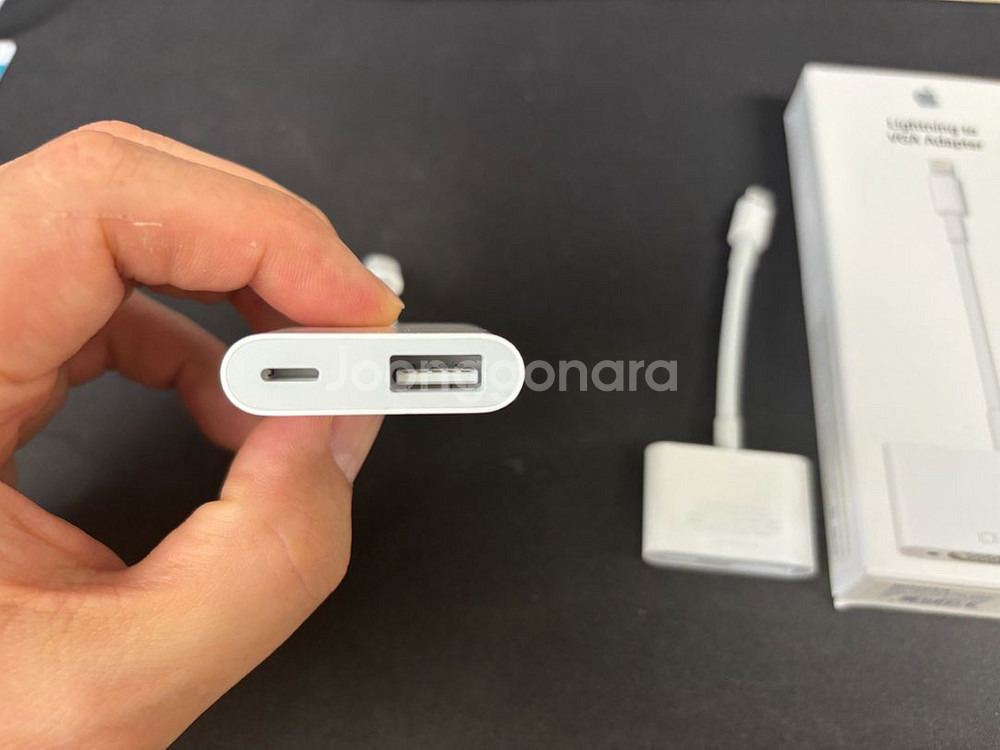lightning to usb3, hdmi, vga--0