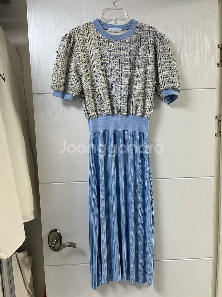 (F) 아뜨랑스 트위드 반팔 니트 허리 밴딩 플리츠 원--1