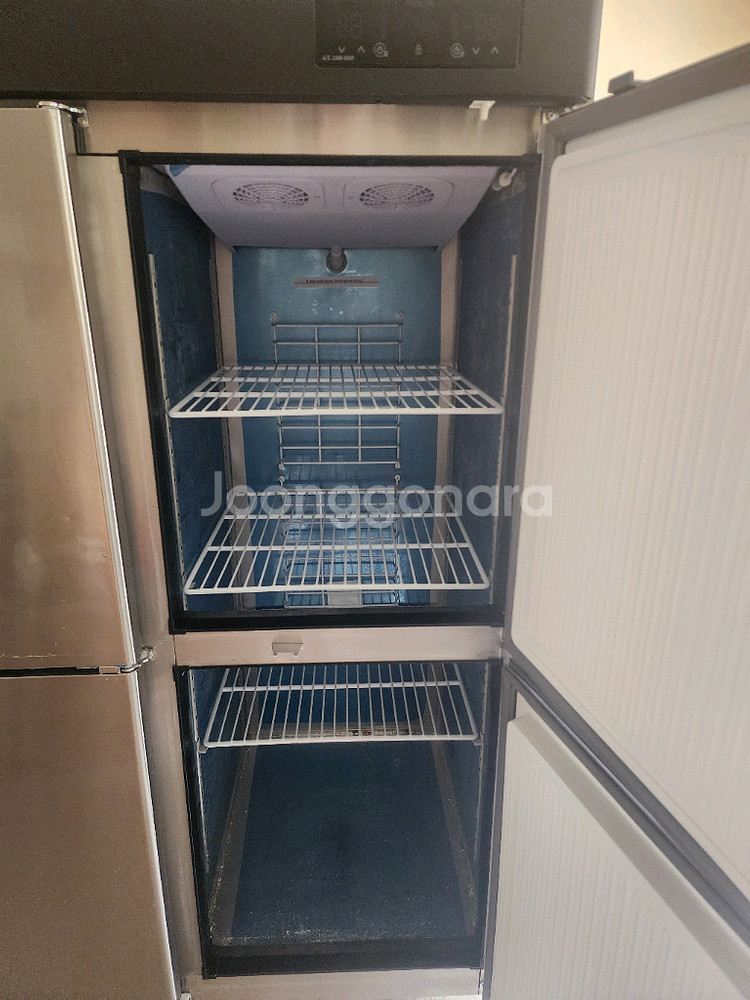 대전중고 에버젠 간냉식 65박스냉장고 냉동고 판매합니다--3