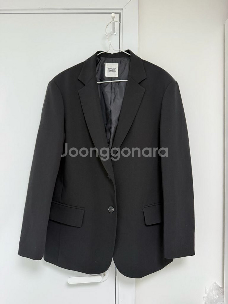스튜디오톰보이 오버핏 테일러드 자켓 블랙 정가18만--0