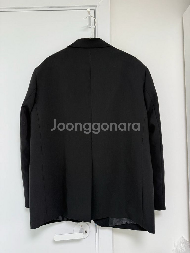 스튜디오톰보이 오버핏 테일러드 자켓 블랙 정가18만--1