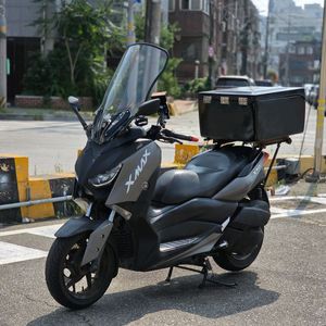 17년식 xmax300 풀튜닝 탈만해요 묻따로가져가세요