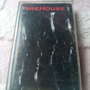 Firehouse 3 카세트 테이프입니다