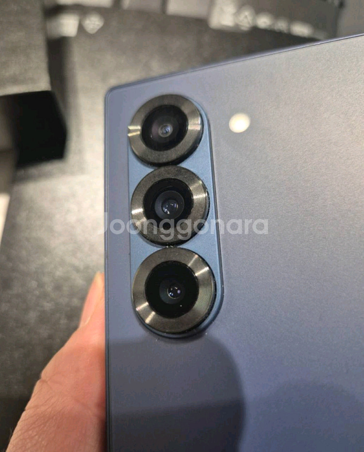 갤럭시 Z폴드6 네이비 512GB 팔아요 (자급제,삼케--6