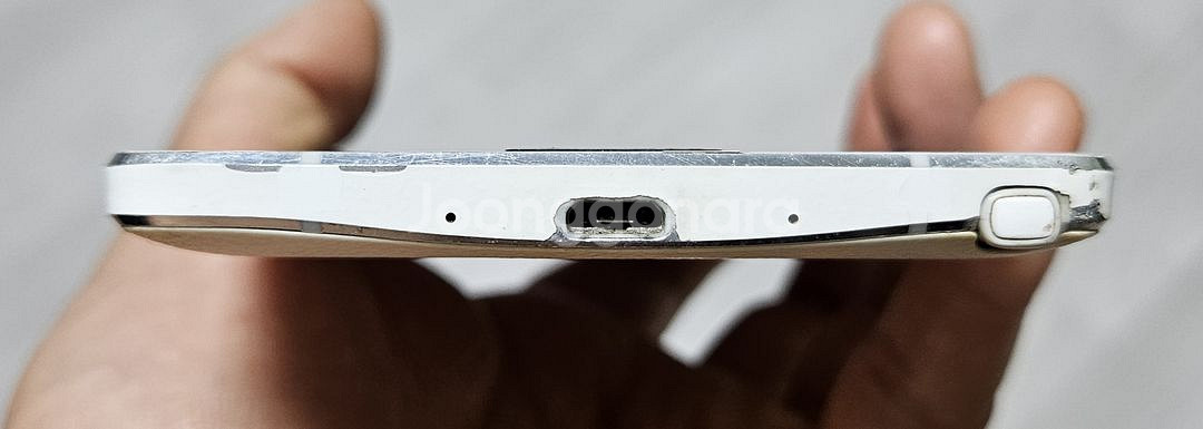갤럭시 노트4 화이트 32GB 싸게 팝니다.--4
