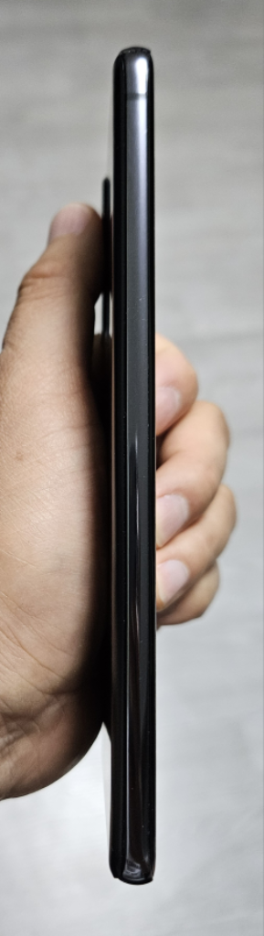 갤럭시 퀀텀2 블랙 128GB A급 싸게 팝니다.--5