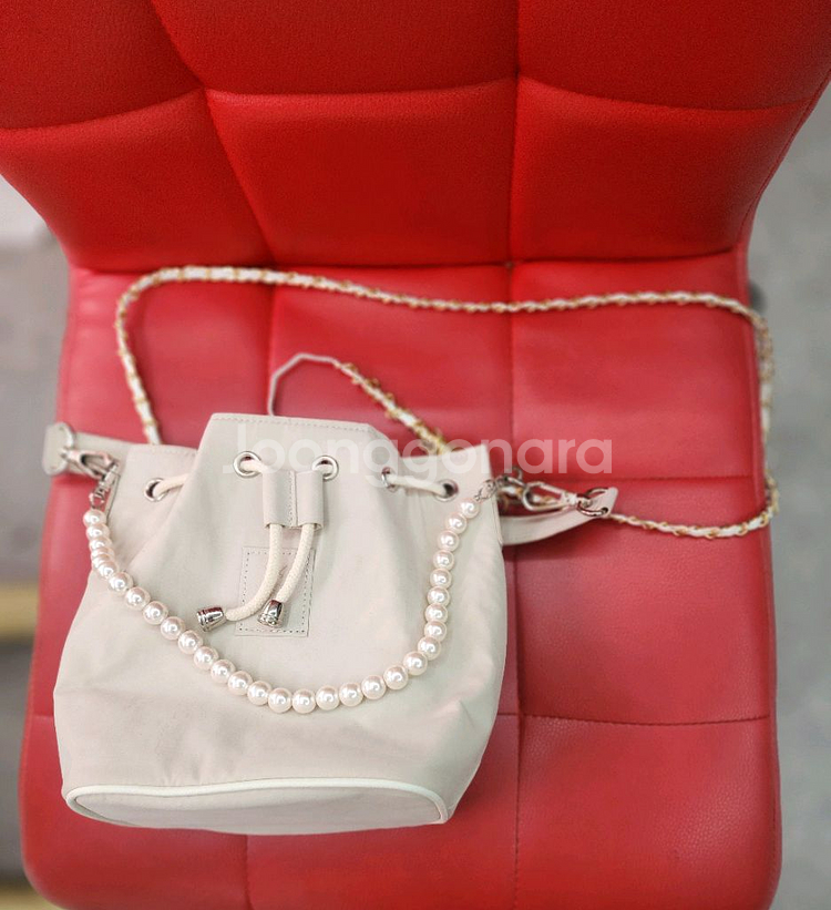 입생로랑 버킷백 아이보리-정품 리폼--1