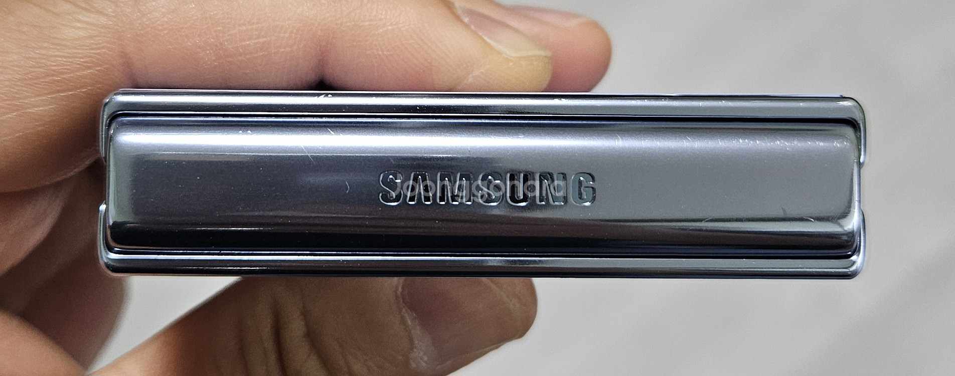 갤럭시 Z플립4 블루 256GB A급 싸게 팝니다.--3