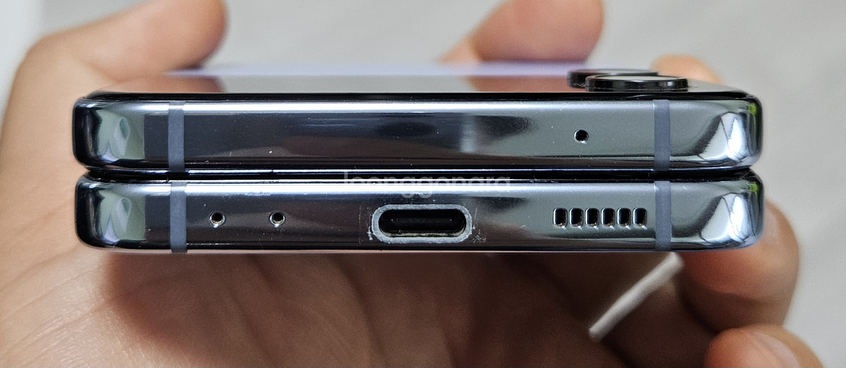 갤럭시 Z플립4 블루 256GB A급 싸게 팝니다.--4