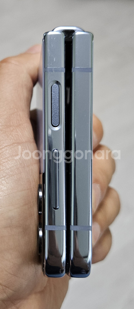 갤럭시 Z플립4 블루 256GB A급 싸게 팝니다.--5