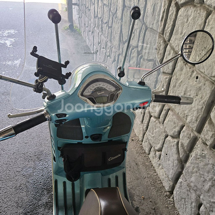 베스파 GTS300 70주년 한정판--2