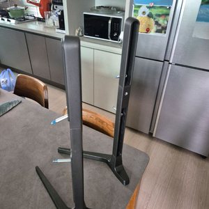 TV 스텐드 거치대 높이, 폭 조절가능 튼튼합니다