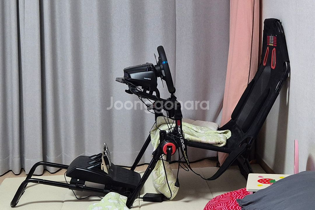 로지텍 레이싱휠G923 +체어--3