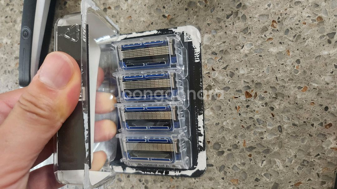 질레트 랩스 히티드면도기--1
