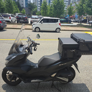 pcx125 22년식 2만7천키로 팝니다