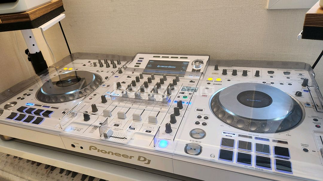 [한정판] XDJ-XZ화이트+HD25 화이트 세트판매--1