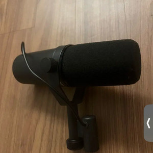 슈어 SM7B