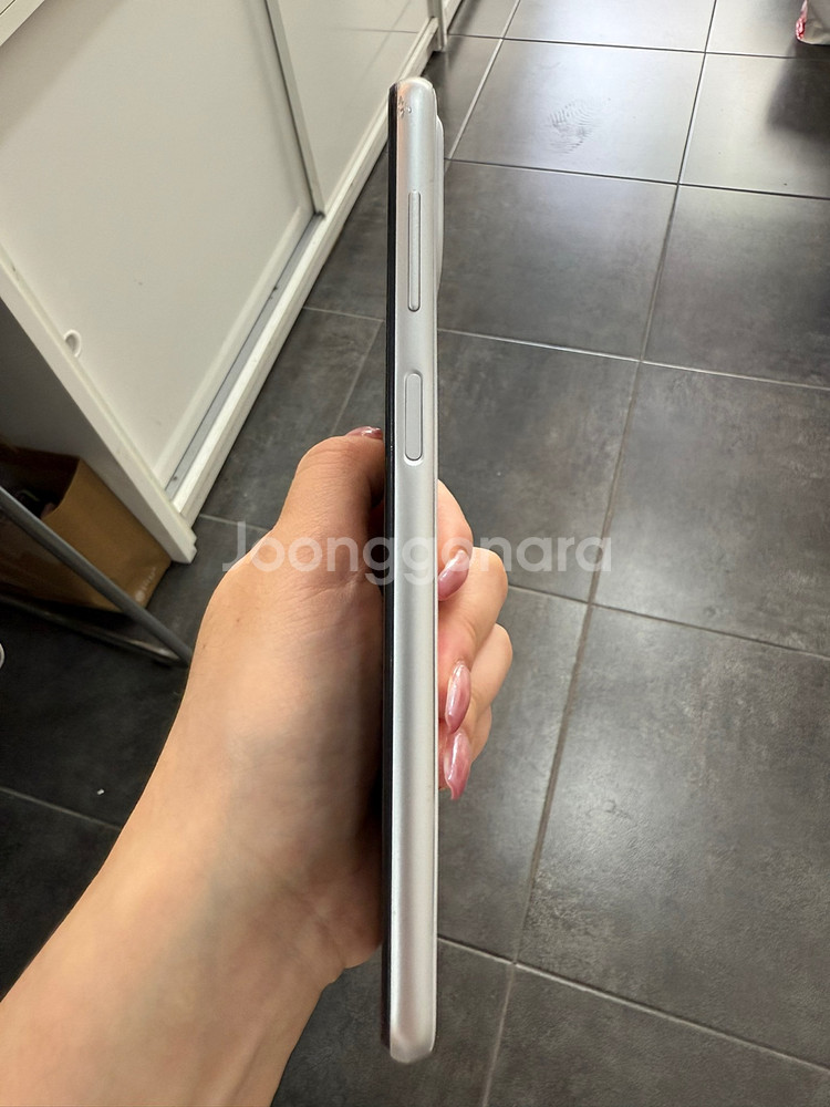 무잔상)갤럭시점프2 128GB 화이트/ Y917--6