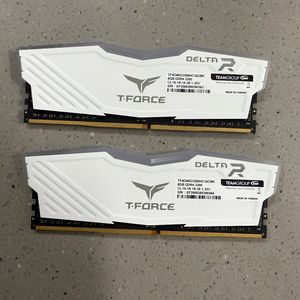 팀그룹 램 16GB (8GB x 2) DDR4 3200