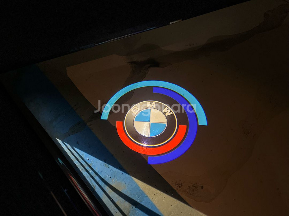 BMW 50주년 도어라이트 팝니다.--0