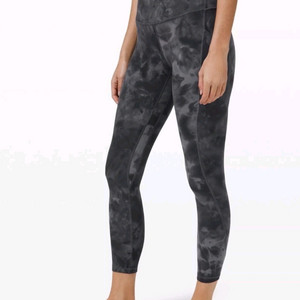 룰루레몬 lululemon 얼라인 하이라이즈 크롭 팬츠