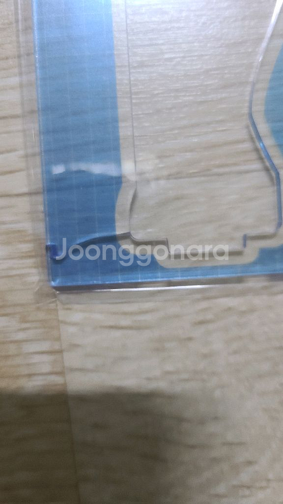 봄의폭풍과몬스터 아크릴스탠드 2개일괄 판매--2