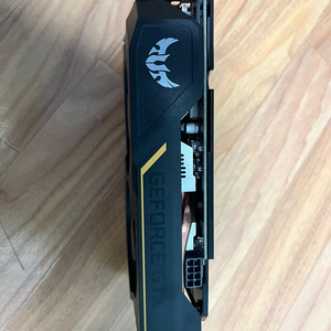 1660 tuf 그래픽카드