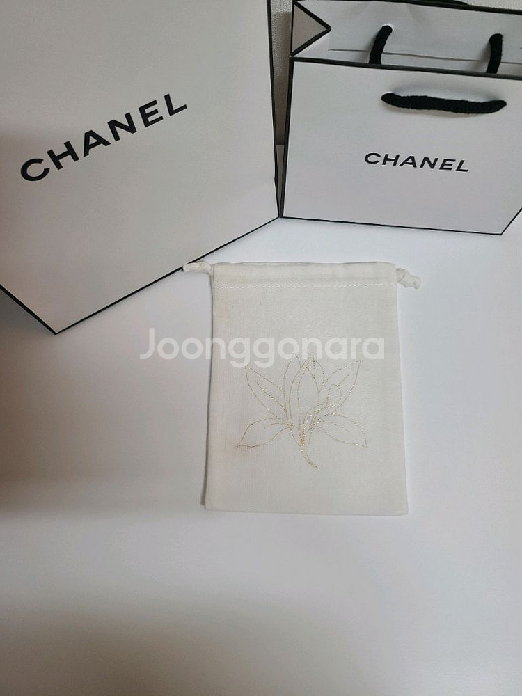 정품) 샤넬 수블리마지 복주머니 파우치 (코스메틱)--0