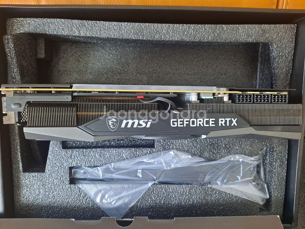 RTX3080 (GAMING TRIO)--5