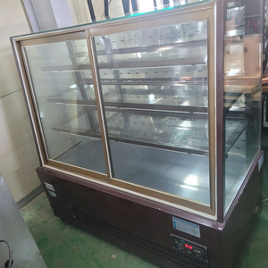 1500 쇼케이스 냉장고입니다
