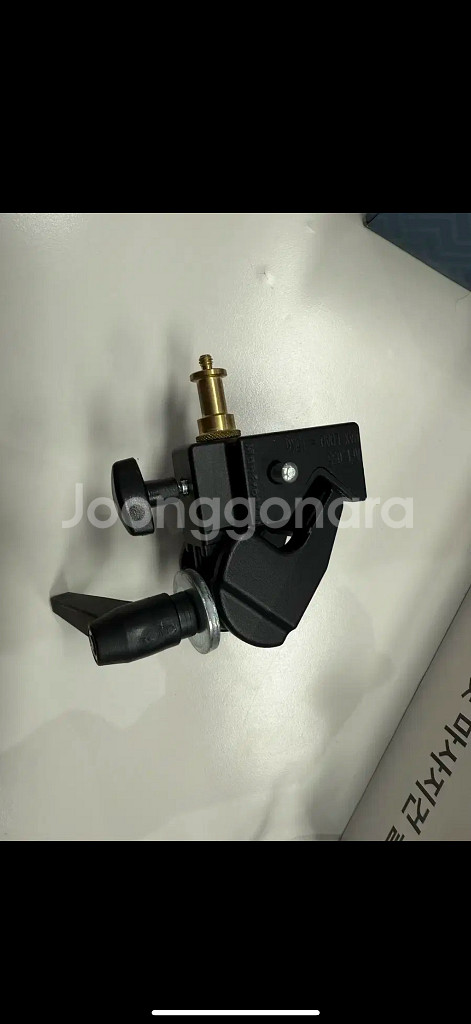 맨프로토-manfrotto 슈퍼 클램프 2개 판매합니다--1