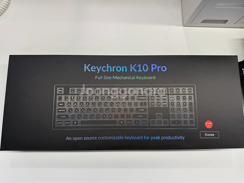 키크론 K10 프로 RGB 기계식 저소음 갈축 키보드--0