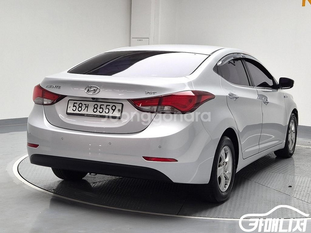 [현대]더 뉴 아반떼 1.6 VGT 스마트 (5인승)--5