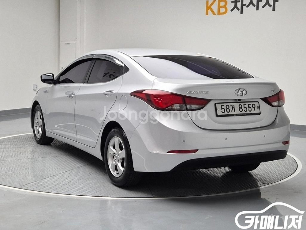 [현대]더 뉴 아반떼 1.6 VGT 스마트 (5인승)--6