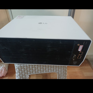 LG 4k빔프로젝터bu50nst