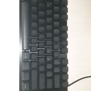 로지텍 g413 tkl se 팝니다