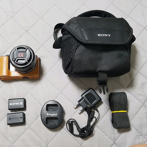 소니a5100 + SEL35F18 (카페렌즈)
