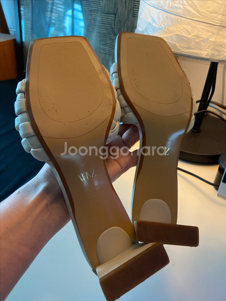 zara 미디 위빙 슬리퍼 245~250--3