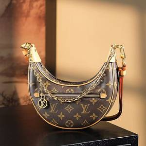 [LOUIS VUITTON]루이비통 루프백 M81098